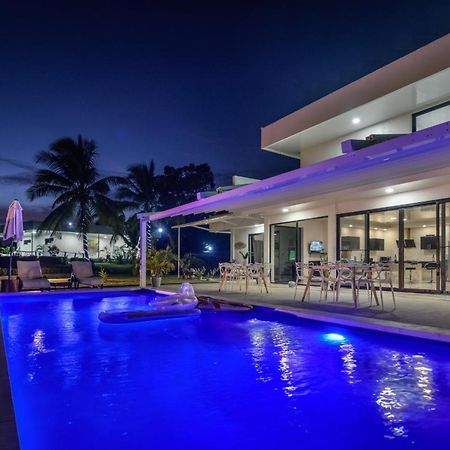 Ocean Breeze Cove - Luxury Retreat (Adults Only) Bed & Breakfast Pedasi Town Exterior photo