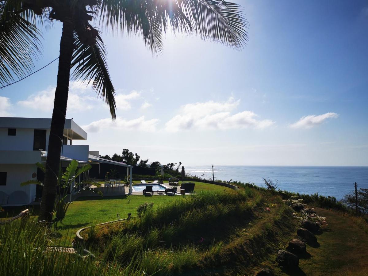 Ocean Breeze Cove - Luxury Retreat (Adults Only) Bed & Breakfast Pedasi Town Exterior photo