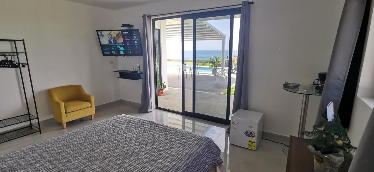Ocean Breeze Cove - Luxury Retreat (Adults Only) Bed & Breakfast Pedasi Town Exterior photo