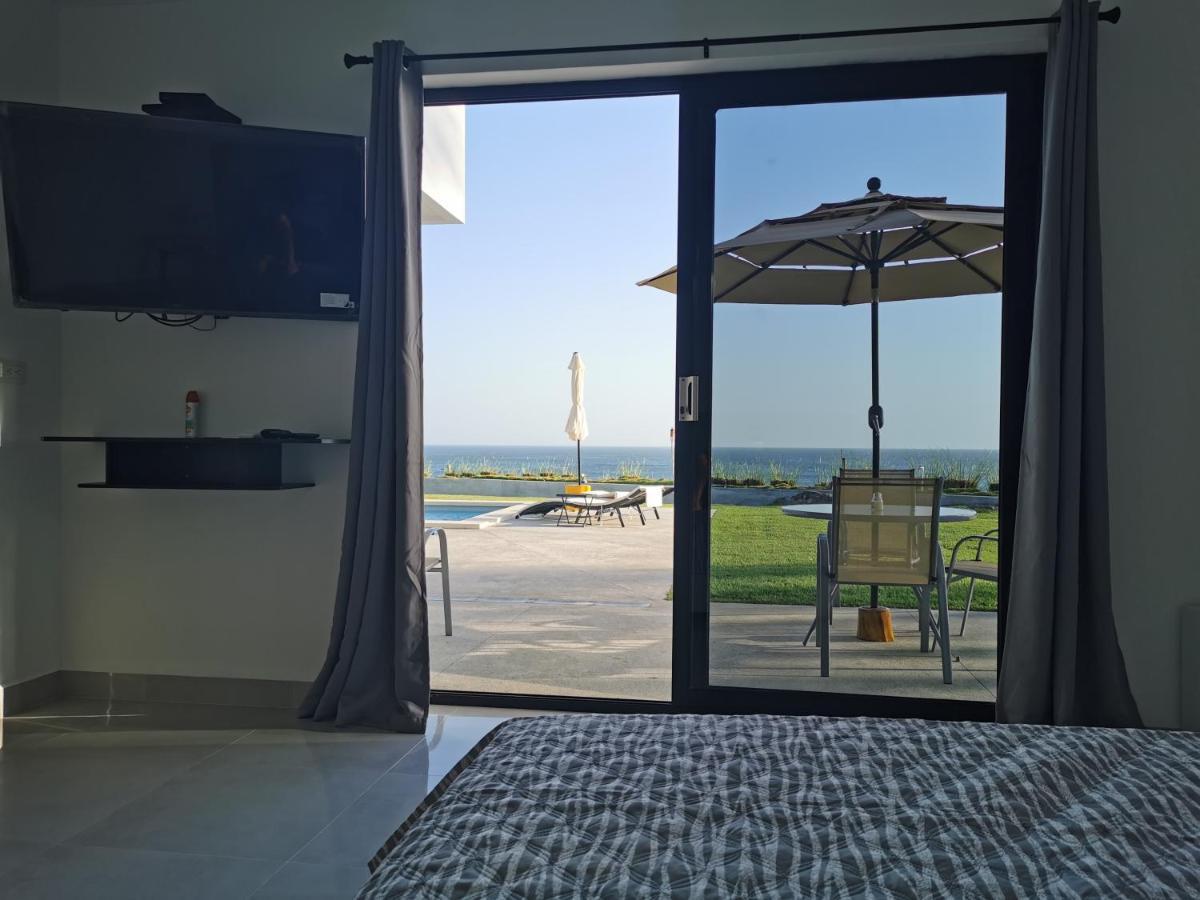 Ocean Breeze Cove - Luxury Retreat (Adults Only) Bed & Breakfast Pedasi Town Exterior photo